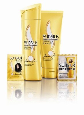 Thomas Taw: “Mái tóc mềm mượt luôn có sức quyến rũ đặc biệt” - 3 Thomas Taw: “Mái tóc mềm mượt luôn có sức quyến rũ đặc biệt” - 3