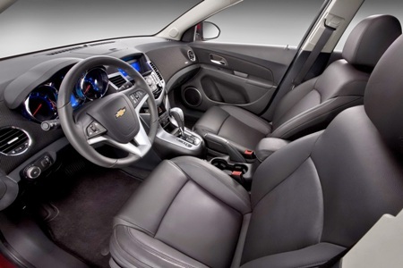 Chevy Cruze 2011 cạnh tranh Honda Civic - 7 Chevy Cruze 2011 cạnh tranh Honda Civic - 7