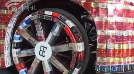 Siêu xe Bugatti làm từ vỏ bao thuốc lá - 6