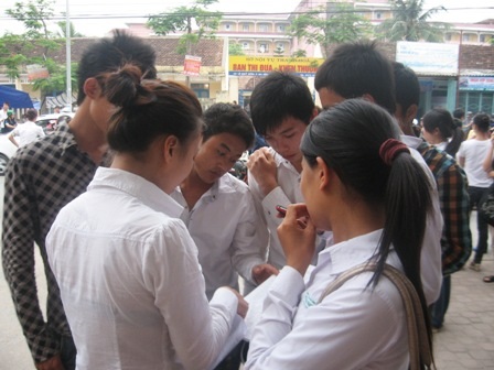 Đề trắc nghiệm Anh văn không quá khó - 2