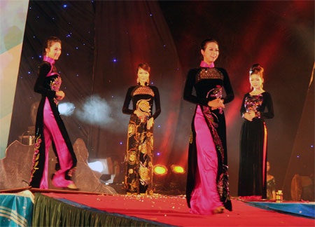 Toàn dân bảo vệ biển đảo, biên cương tổ quốc - 4 Toàn dân bảo vệ biển đảo, biên cương tổ quốc - 4