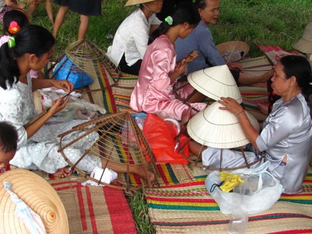 Ngắm sen giấy, đi chợ quê ở Festival Huế 2010 - 7