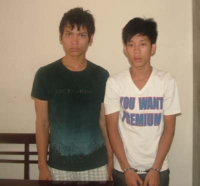 Tóm hai tên trộm “khoắng” hơn 1kg vàng trong đêm - 1 Tóm hai tên trộm “khoắng” hơn 1kg vàng trong đêm - 1