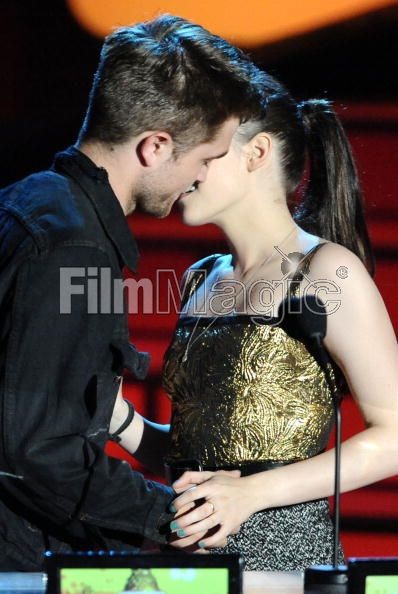“Trăng non” thắng lớn tại MTV Movie Awards 2010 - 7 “Trăng non” thắng lớn tại MTV Movie Awards 2010 - 7