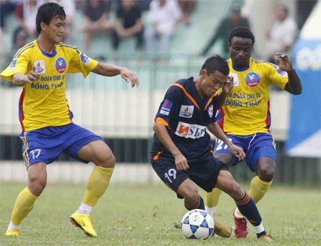 CS.Đồng Tháp lo ngại cầu thủ “chấn thương” đầu - 1