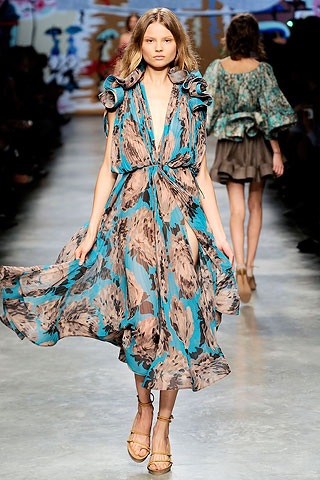 BST xuân hè 2010 của Stella McCartney - 19