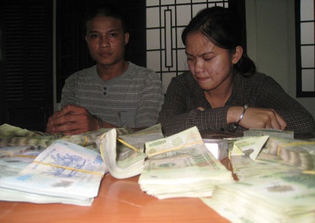 Triệt phá đường dây trộm cắp, tiêu thụ vàng liên tỉnh  - 1