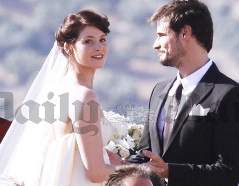 Bond girl Gemma Arterton đã kết hôn - 1 Bond girl Gemma Arterton đã kết hôn - 1