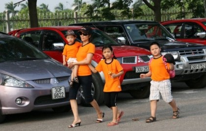 Một ngày lễ của người mê xe - 1