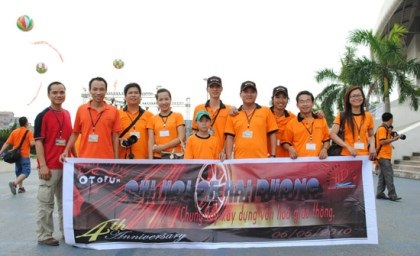 Một ngày lễ của người mê xe - 7