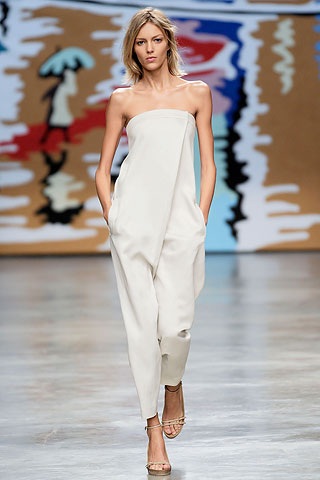 BST xuân hè 2010 của Stella McCartney - 21