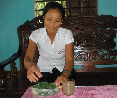 Từ cõi chết trở về thành “thần y” chữa rắn cắn - 1