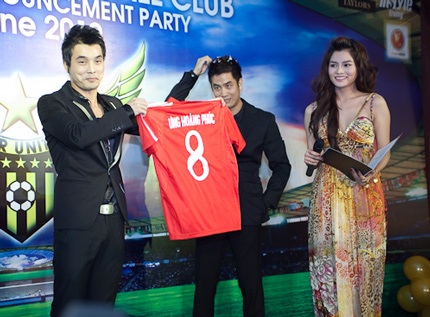 Phương Thanh muốn thành lập đội bóng nữ  - 3