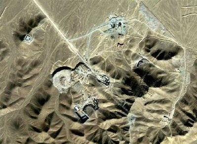 Chùm tin vắn qua ảnh  - 4