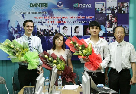 Giao lưu trực tuyến “Làm thế nào để học tốt tiếng Anh” cùng AAC - 1 Giao lưu trực tuyến “Làm thế nào để học tốt tiếng Anh” cùng AAC - 1