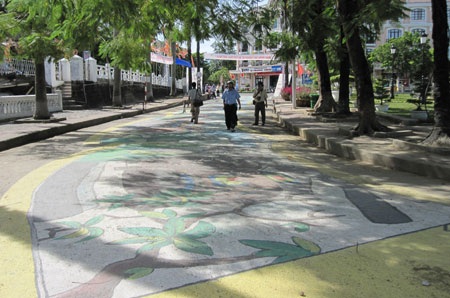 Nghệ thuật đường phố đang bị “xâm phạm” - 1