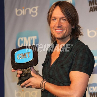 Nhộn nhịp “sao” tới dự lễ trao giải CMT - 2 Nhộn nhịp “sao” tới dự lễ trao giải CMT - 2