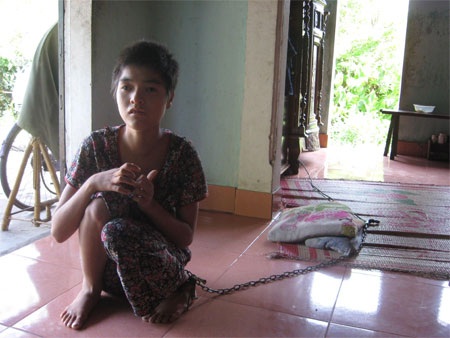 Gạt nỗi đau mất mẹ, nuôi cha ung thư và chị tâm thần - 2