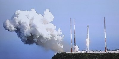 Tên lửa không gian Hàn Quốc nổ tung trong lần phóng thứ hai - 2