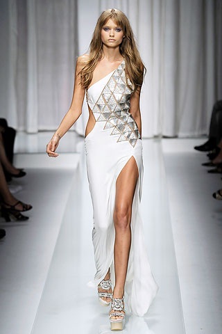 BST xuân hè 2010 của Versace - 40