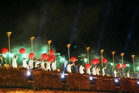 Hào hùng hành trình mở cõi, dựng non sông  - 14