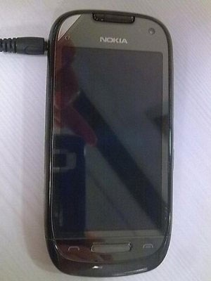 Rò rỉ điện thoại Nokia C7 với camera 8 “chấm” - 1