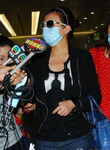 Triệu Vy đã trở về Trung Quốc - 6