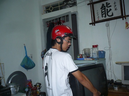 Sinh viên “lên dây cót” cho World Cup - 1