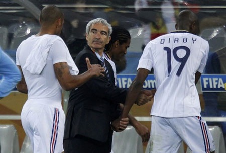 Thầy trò Domenech thất vọng sau trận hòa Uruguay - 1