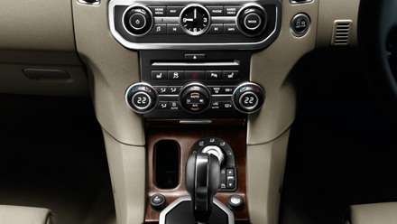 Land Rover 2010 với những “trái tim” diesel - 5 Land Rover 2010 với những “trái tim” diesel - 5