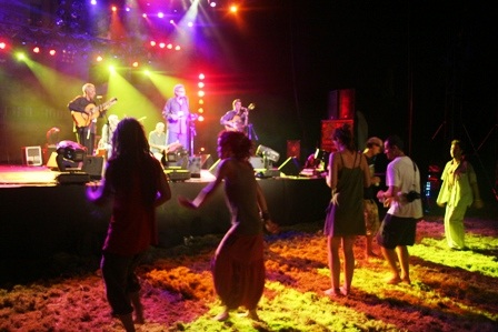 Những khoảnh khắc nghệ thuật của 5 châu lục  - 14