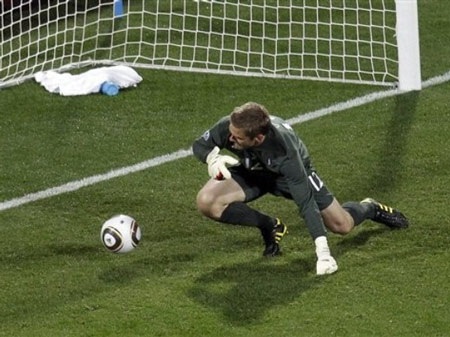 Ngôi sao và những cái nhất ngày thứ hai World Cup - 2