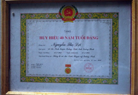 Hi hữu chuyện 38 tuổi đời, 40 năm tuổi Đảng - 1