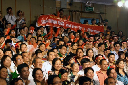 Căng thẳng, kịch tính đến phút chót - 2 Căng thẳng, kịch tính đến phút chót - 2