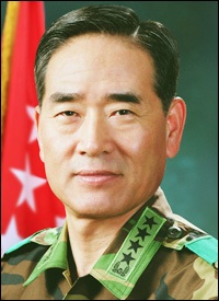 Tướng Hàn Quốc xin về hưu vì vụ chiến hạm Cheonan - 1 Tướng Hàn Quốc xin về hưu vì vụ chiến hạm Cheonan - 1