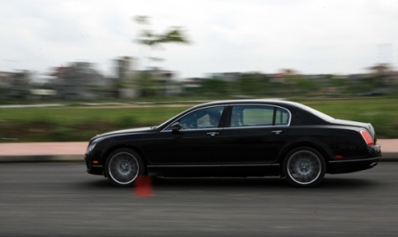 Bentley Speed - “Tàu siêu tốc bọc nhung”!  - 13