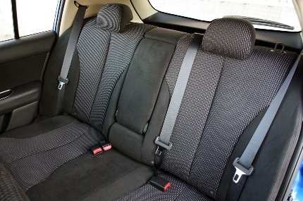 Cập nhật giá xe Nissan Versa phiên bản 2011 - 13