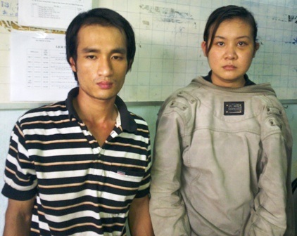 Đủ trò lừa đảo, cướp bóc của gái bán dâm - 1 Đủ trò lừa đảo, cướp bóc của gái bán dâm - 1