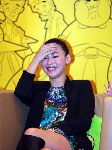 Bé Lucas lên tiếng bảo vệ mẹ Trương Bá Chi - 4 Bé Lucas lên tiếng bảo vệ mẹ Trương Bá Chi - 4