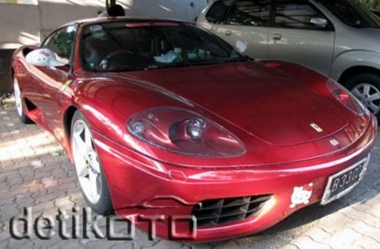 Siêu xe Ferrari 360 phong cách Hello Kitty - 1 Siêu xe Ferrari 360 phong cách Hello Kitty - 1