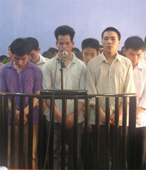 Hủy bản án sơ thẩm vụ đánh người tại “rẫy ông Thành” - 1 Hủy bản án sơ thẩm vụ đánh người tại “rẫy ông Thành” - 1