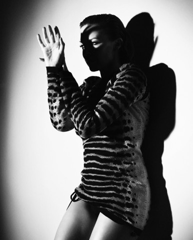 Ngắm diva nước Úc tạo dáng... - 3 Ngắm diva nước Úc tạo dáng... - 3