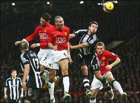 “Quỷ đỏ” MU đụng "Chích chòe" Newcastle ngày khai hội - 1 “Quỷ đỏ” MU đụng "Chích chòe" Newcastle ngày khai hội - 1