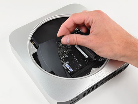 “Mổ xẻ” máy tính Mac mini mới của Apple - 12