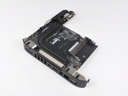 “Mổ xẻ” máy tính Mac mini mới của Apple - 15