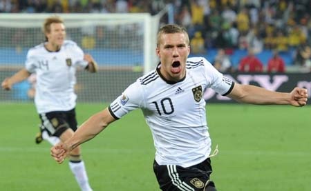 Đức - Serbia: Hiểm họa chờ “binh đoàn tăng” Đức - 1