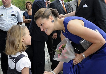 Vẻ đẹp của Nữ hoàng tương lai Thụy Điển qua năm tháng - 12