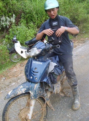 Hình ảnh “sau trang báo” của cán bộ, phóng viên Dân trí - 31