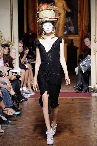 BST xuân hè 2010 của Vivienne Westwood - 18 BST xuân hè 2010 của Vivienne Westwood - 18