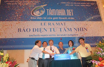 Ra mắt báo điện tử Tầm nhìn - 1 Ra mắt báo điện tử Tầm nhìn - 1